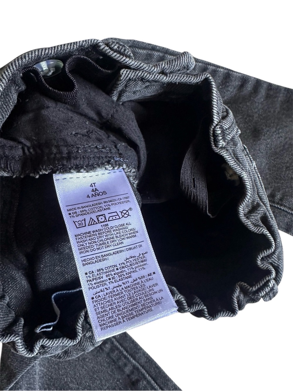Old navy 4T girls black wash flare denim jeans - Picture 3 of 5